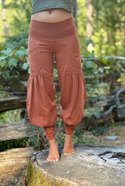 Kotoialoon Pant (low rise) 