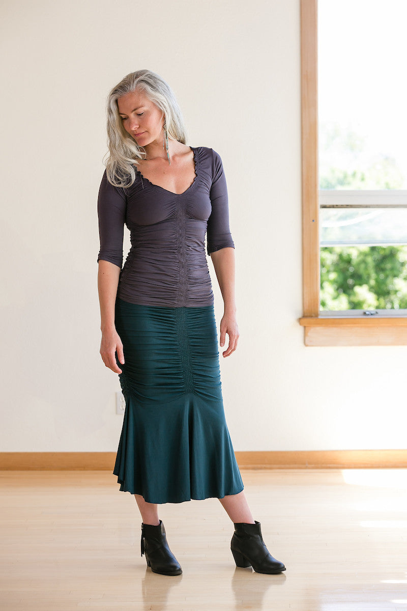 Hati Skirt (long in front) 